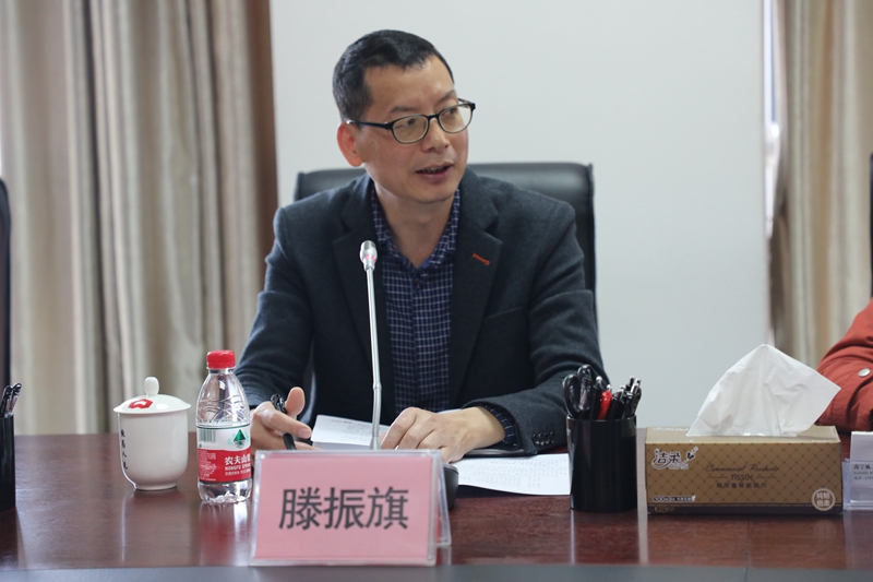 /QJ_415667358262.jpg 滕振旗講話(朱高熠 攝).JPG